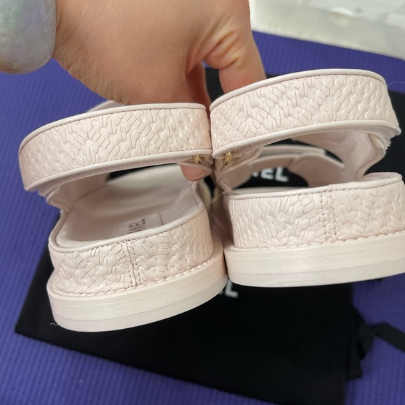 Chanel Dad Sandals pale pink leather gold coin size 39 - Picture 6 of 11